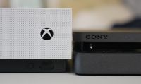Xbox One S 'straccia' PS4 Slim nelle vendite in UK