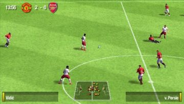 Immagine -12 del gioco FIFA 09 per PlayStation PSP