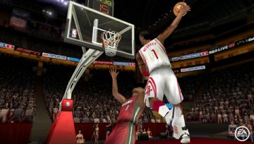 Immagine -1 del gioco NBA LIVE 07 per PlayStation PSP