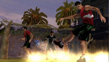 Immagine -16 del gioco FIFA Street 2 per PlayStation PSP