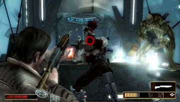 Immagine -8 del gioco Resistance Retribution per PlayStation PSP