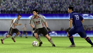Immagine -3 del gioco UEFA Champions League 2006-2007 per Xbox 360