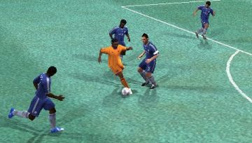 Immagine -5 del gioco UEFA Champions League 2006-2007 per PlayStation PSP