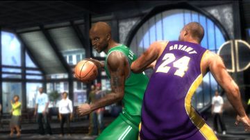 Immagine -2 del gioco NBA Ballers Chosen One per Xbox 360