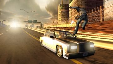 Immagine -4 del gioco Pursuit Force per PlayStation PSP