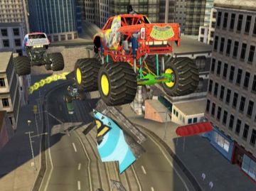 Immagine -2 del gioco Monster Jam: Assalto Urbano per PlayStation 2