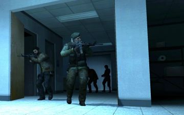 Immagine -2 del gioco Left 4 Dead per Xbox 360