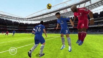 Immagine -12 del gioco Fifa 07 per PlayStation PSP