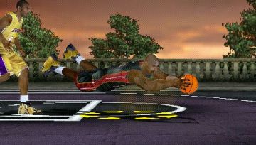 Immagine -14 del gioco NBA Ballers Rebound per PlayStation PSP