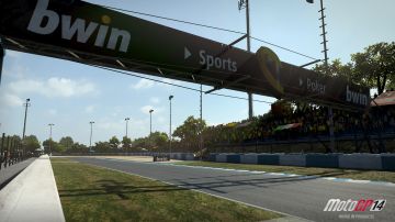 Immagine -9 del gioco MotoGP 14 per Xbox 360