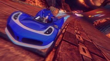 Immagine -2 del gioco Sonic & All Stars Racing Transformed per Nintendo Wii U