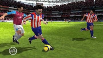 Immagine -2 del gioco Fifa 07 per PlayStation PSP