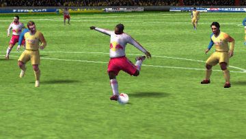 Immagine 0 del gioco FIFA 12 per PlayStation PSP