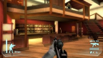 Immagine -5 del gioco Tom Clancy's Rainbow Six Vegas per PlayStation PSP