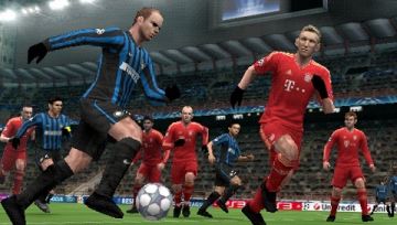 Immagine -12 del gioco Pro Evolution Soccer 2012 per PlayStation PSP
