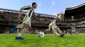 Immagine -17 del gioco FIFA Soccer per PlayStation PSP