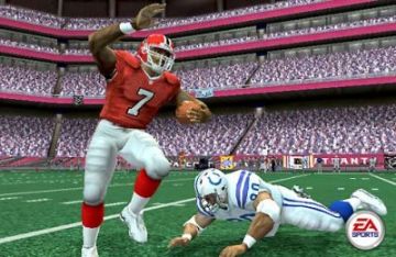 Immagine -1 del gioco Madden NFL 2005 per PlayStation 2