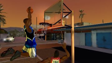 Immagine -4 del gioco NBA Street Showdown per PlayStation PSP