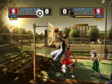 Immagine -1 del gioco NBA Street V3 per PlayStation 2