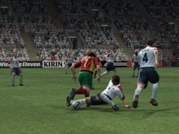 Immagine -5 del gioco Pro Evolution Soccer 4 per PlayStation 2