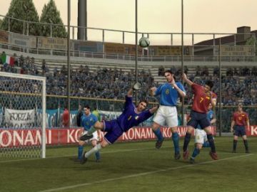 Immagine -15 del gioco Pro Evolution Soccer 4 per PlayStation 2