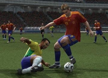 Immagine -11 del gioco Pro Evolution Soccer 6 per PlayStation 2