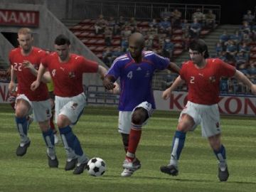 Immagine -8 del gioco Pro Evolution Soccer 6 per PlayStation 2