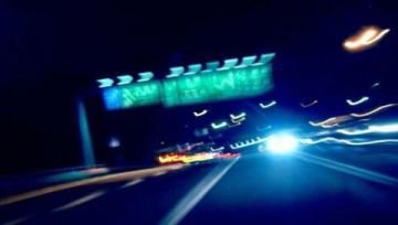Immagine -2 del gioco Tokyo Highway Battle: Zone of Control per PlayStation PSP