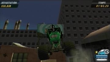 Immagine -9 del gioco Monster Jam: Assalto Urbano per PlayStation PSP