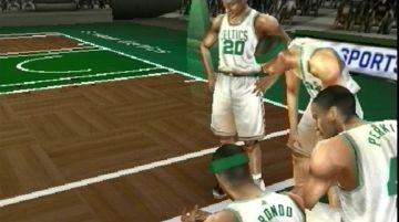 Immagine -9 del gioco NBA Live 09 per PlayStation PSP