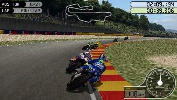 Immagine -14 del gioco MotoGP per PlayStation PSP