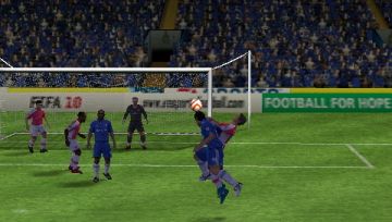 Immagine -14 del gioco FIFA 10 per PlayStation PSP