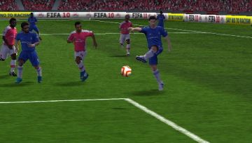 Immagine -13 del gioco FIFA 10 per PlayStation PSP