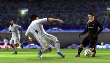 Immagine -10 del gioco UEFA Champions League 2006-2007 per Xbox 360