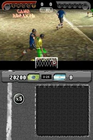 Immagine -2 del gioco FIFA Street 2 per Nintendo DS