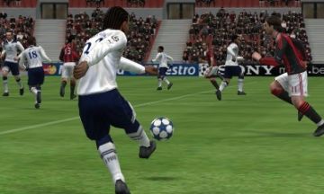 Immagine -11 del gioco Pro Evolution Soccer 2011 3D per Nintendo 3DS